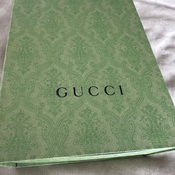 Gucci - White Leather GG Marmont small camera bag - Picture 1 of 7